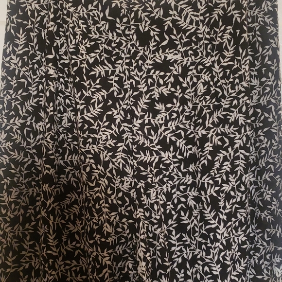 Pants - Picture 2 of 4